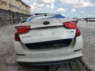 2015 Kia Optima EX z VIN 5XXGN4A70FG481037, wystawiony jako Copart lot #63845355 z przebiegiem Nie podano mil oraz Szkoda całkowita • Salvage title. Historia ofert i sprzedaży dostępna na DreamBid. Obrazek 6.