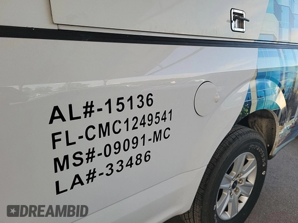 2020 Ford F-150 with VIN 1FTFX1C49LKD53369, listed as a IAAI auction lot 42725370 with 187,970 mi miles and . Bid and sale history available at DreamBid. Image 10.