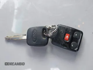 2002 Ford Escape XLT Choice с VIN 1FMCU04142KB77352, выставлен на аукционе IAAI как лот 42274678 с пробегом 175 473 миль миль и . История ставок и продаж доступна на DreamBid. Изображение 11.