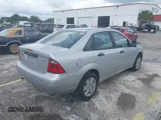 2006 Ford Focus S with VIN 1FAFP34NX6W131980, listed as a IAAI auction lot 42408699 with 139,258 mi miles and . Bid and sale history available at DreamBid. Image 4.
