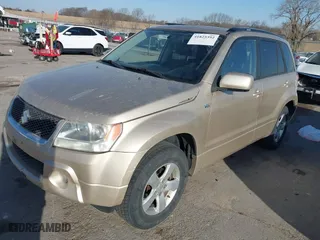 2007 Suzuki Grand Vitara XSport w/Snrf with VIN JS3TD944174200277, listed as a IAAI auction lot 41825392 with 175,860 mi miles. Bid and sale history available at carsss.com. Image 2.