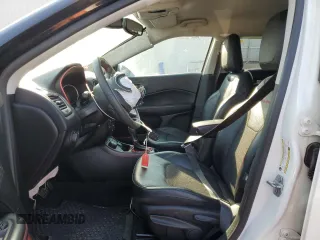 2021 Jeep Compass Trailhawk with VIN 3C4NJDDB2MT583833, listed as a Copart auction lot 58736675 with 67,090 mi miles and Salvage title. Bid and sale history available at DreamBid. Image 7.