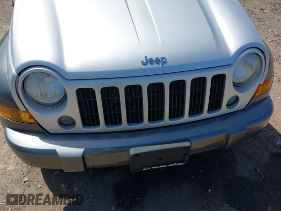 2006 Jeep Liberty Sport z VIN 1J4GL48K26W147004, wystawiony jako IAAI lot #42079926 z przebiegiem Nie podano mil oraz . Historia ofert i sprzedaży dostępna na DreamBid. Obrazek 10.