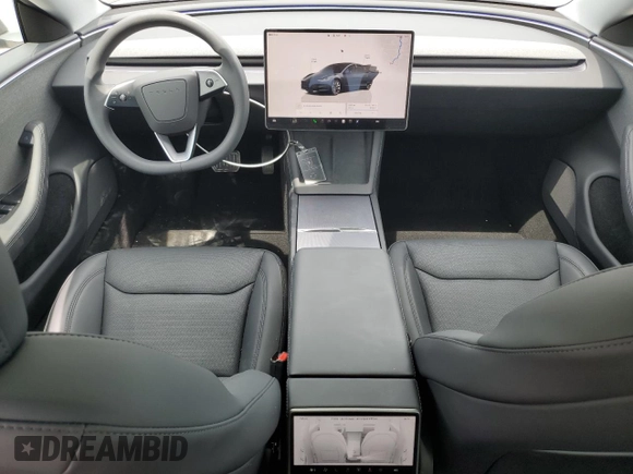 2025 Tesla Model 3 Long Range z VIN 5YJ3E1EA1SF965380, wystawiony jako Copart lot #59532105 z przebiegiem 2 641 mil mil oraz Szkoda całkowita • Salvage title. Historia ofert i sprzedaży dostępna na DreamBid. Obrazek 8.