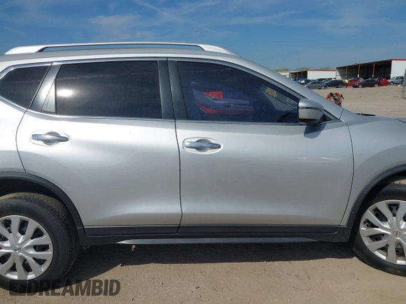 2017 Nissan Rogue S with VIN JN8AT2MV0HW007749, listed as a IAAI auction lot 41894065 with 75,411 mi miles and . Bid and sale history available at carsss.com. Image 13.
