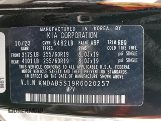 2024 Kia EV9 Light Long Range z VIN KNDAB5S19R6020257, wystawiony jako Copart lot #69484264 z przebiegiem 1741 mil mil oraz Szkody całkowita. Historia ofert i sprzedaży dostępna na DreamBid. Obrazek 15.