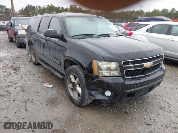 2007 Chevrolet Suburban LT with VIN 3GNFC16J47G118072, listed as a IAAI auction lot 41530035 with Not Provided miles and . Bid and sale history available at DreamBid. Image 1.