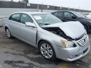 2008 Toyota Avalon XL with VIN 4T1BK36B18U283781, listed as a IAAI auction lot 42146934 with 59,809 mi miles. Bid and sale history available at carsss.com. Image 1.