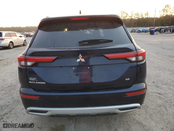 2023 Mitsubishi Outlander SE with VIN JA4J3UA88PZ022254, listed as a Copart auction lot 84509474 with 32,396 mi miles and Clean Title. Bid and sale history available at carsss.com. Image 6.
