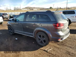 2019 Dodge Journey Crossroad with VIN 3C4PDCGB3KT867653, listed as a Copart auction lot 82591924 with 123,438 mi miles and Salvage Title. Bid and sale history available at DreamBid. Image 2.