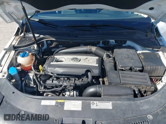 2016 Volkswagen CC Sport with VIN WVWBP7AN7GE500242, listed as a IAAI auction lot 41760893 with 42,401 mi miles. Bid and sale history available at carsss.com. Image 10.