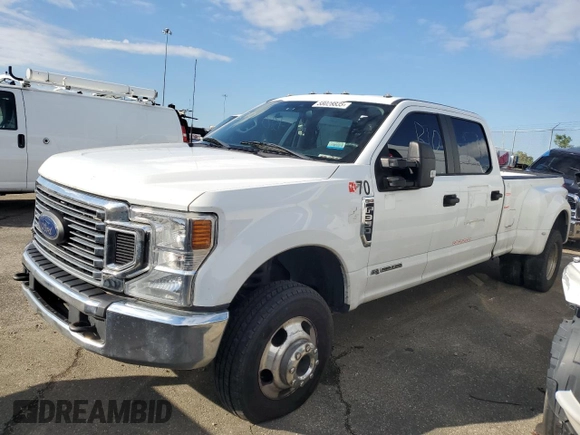 2022 Ford F-350 XL with VIN 1FT8W3DT4NEC08027, listed as a Copart auction lot 58028835 with 308,275 mi miles and Clean title. Bid and sale history available at DreamBid. Image 1.