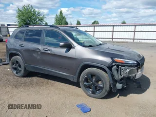2018 Jeep Cherokee Latitude with VIN 1C4PJMCX3JD512650, listed as a IAAI auction lot 42609914 with 128,791 mi miles and . Bid and sale history available at DreamBid. Image 1.