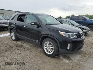 2014 Kia Sorento LX with VIN 5XYKTCA69EG434214, listed as a Copart auction lot 57053894 with 157,957 mi miles and Clean Title. Bid and sale history available at carsss.com. Image 4.