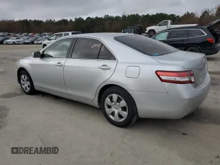 2010 Toyota Camry z VIN 4T1BF3EK2AU103008, wystawiony jako Copart lot #85611864 z przebiegiem 97 116 mil mil oraz Szkoda całkowita • Salvage title. Historia ofert i sprzedaży dostępna na DreamBid. Obrazek 2.