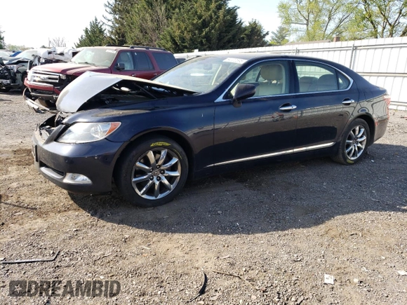 2008 Lexus LS 460 LWB with VIN JTHGL46FX85027700, listed as a Copart auction lot 54122595 with 198,182 mi miles and Salvage Title. Bid and sale history available at carsss.com. Image 1.