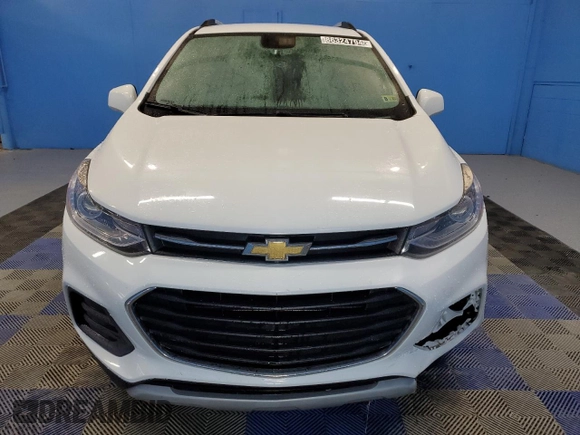2020 Chevrolet Trax LT with VIN KL7CJLSB1LB041415, listed as a Copart auction lot 48872335 with 68,265 mi miles and Non repairable. Bid and sale history available at DreamBid. Image 5.