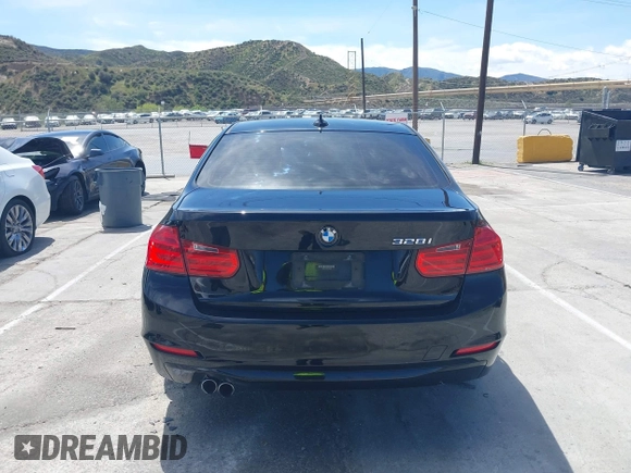 2014 BMW 3 Series 328i with VIN WBA3C1C55EK108432, listed as a IAAI auction lot 41934089 with 1 mi miles. Bid and sale history available at carsss.com. Image 16.