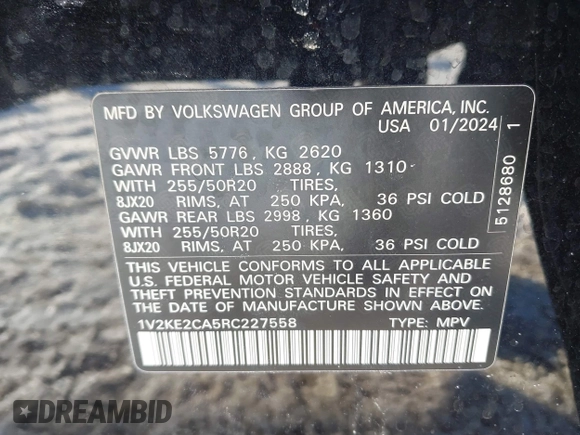 2024 Volkswagen Atlas SE z VIN 1V2KE2CA5RC227558, wystawiony jako IAAI lot #41645555 z przebiegiem 22 117 mil mil oraz . Historia ofert i sprzedaży dostępna na DreamBid. Obrazek 9.