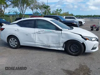 2023 Nissan Sentra S z VIN 3N1AB8BVXPY304722, wystawiony jako IAAI lot #40873711 z przebiegiem 23 110 mil mil oraz . Historia ofert i sprzedaży dostępna na DreamBid. Obrazek 6.