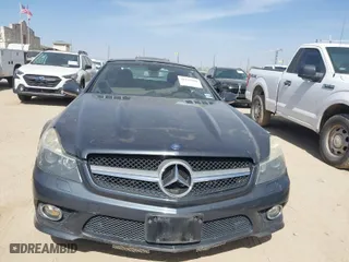2009 Mercedes-Benz SL-Class V8 with VIN WDBSK71F39F155438, listed as a IAAI auction lot 41835926 with 1 mi miles. Bid and sale history available at carsss.com. Image 13.