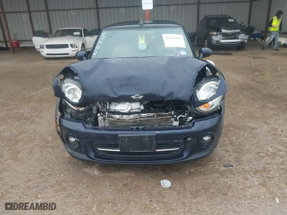 2013 MINI Cooper Convertible with VIN WMWZN3C53DT135492, listed as a IAAI auction lot 41436703 with 79,408 mi miles. Bid and sale history available at carsss.com. Image 12.