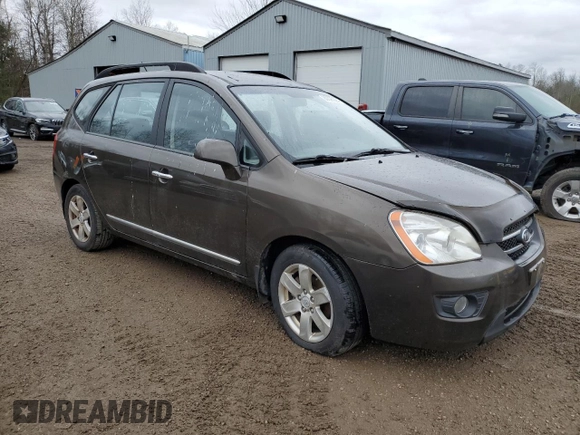 2009 Kia Rondo LX Base with VIN KNAFG528197255828, listed as a Copart auction lot 80026824 with 177,862 mi miles and Clean Title. Bid and sale history available at carsss.com. Image 4.
