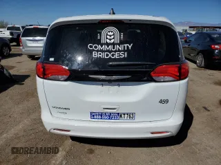 2023 Chrysler Voyager LX z VIN 2C4RC1CG7PR561891, wystawiony jako Copart lot #45159005 z przebiegiem 18 218 mil mil oraz Szkoda całkowita • Salvage title. Historia ofert i sprzedaży dostępna na DreamBid. Obrazek 6.