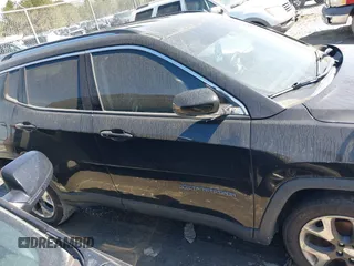 2019 Jeep Compass Limited z VIN 3C4NJCCB5KT667265, wystawiony jako IAAI lot #41805204 z przebiegiem 125 978 mil mil oraz . Historia ofert i sprzedaży dostępna na DreamBid. Obrazek 14.
