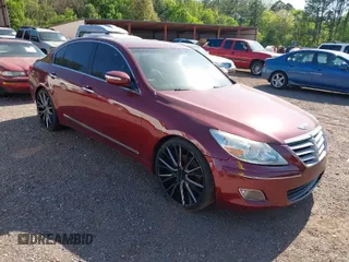 2011 Hyundai Genesis with VIN KMHGC4DF9BU124576, listed as a IAAI auction lot 41971684 with 199,322 mi miles. Bid and sale history available at carsss.com. Image 1.