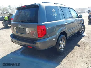 2008 Honda Pilot EX-L with VIN 5FNYF18568B019835, listed as a IAAI auction lot 41743260 with 150,027 mi miles. Bid and sale history available at carsss.com. Image 4.