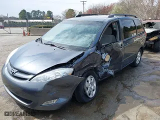 2007 Toyota Sienna XLE with VIN 5TDZK22C17S060204, listed as a IAAI auction lot 41801416 with NaN miles. Bid and sale history available at carsss.com. Image 2.