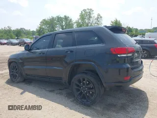 2017 Jeep Grand Cherokee Laredo with VIN 1C4RJFAGXHC818834, listed as a IAAI auction lot 42422744 with 154,287 mi miles and . Bid and sale history available at DreamBid. Image 14.