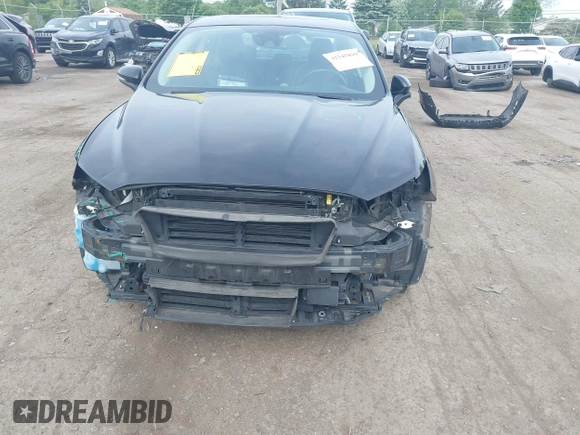 2020 Ford Fusion Titanium with VIN 3FA6P0K94LR117138, listed as a IAAI auction lot 42345819 with 88,117 mi miles and . Bid and sale history available at DreamBid. Image 6.