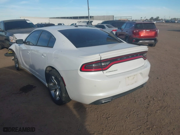 2015 Dodge Charger SE with VIN 2C3CDXBG5FH879783, listed as a IAAI auction lot 41500193 with 83,386 mi miles. Bid and sale history available at carsss.com. Image 3.