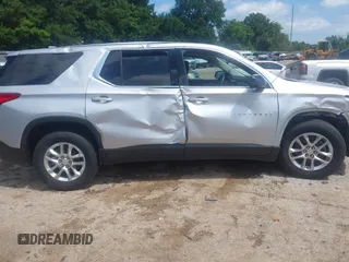 2020 Chevrolet Traverse LS z VIN 1GNERFKW3LJ271902, wystawiony jako IAAI lot #42516114 z przebiegiem 89 879 mil mil oraz . Historia ofert i sprzedaży dostępna na DreamBid. Obrazek 13.