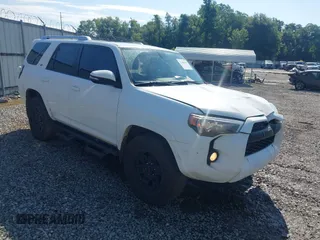 2018 Toyota 4Runner SR5 with VIN JTEZU5JR5J5176368, listed as a IAAI auction lot 42605762 with 111,184 mi miles and . Bid and sale history available at DreamBid. Image 1.
