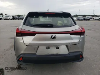2020 Lexus UX with VIN JTHP3JBH8L2030935, listed as a Copart auction lot 60865774 with 25,743 mi miles and Salvage Title. Bid and sale history available at carsss.com. Image 6.
