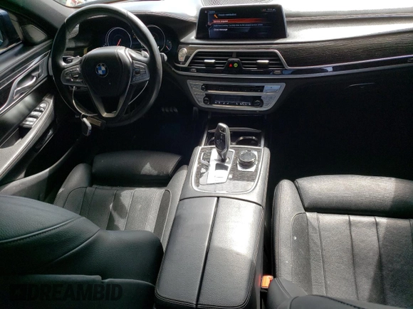 2016 BMW 7 Series 740i with VIN WBA7E2C53GG548284, listed as a Copart auction lot 67118363 with 92,153 mi miles. Bid and sale history available at carsss.com. Image 8.
