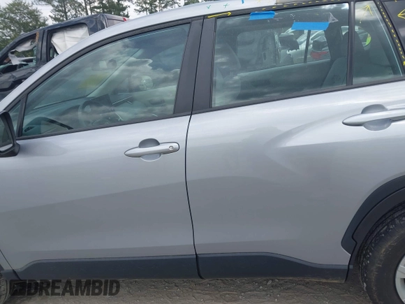 2022 Toyota Corolla Cross L with VIN 7MUAAAAG5NV013226, listed as a IAAI auction lot 42491707 with 34,514 mi miles and . Bid and sale history available at DreamBid. Image 14.