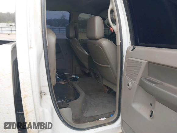 2007 Dodge Ram 2500 SLT with VIN 1D7KS28C97J569114, listed as a IAAI auction lot 41763621 with 363,860 mi miles. Bid and sale history available at carsss.com. Image 8.