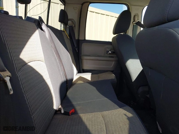 2009 Dodge Ram 1500 SLT with VIN 1D3HB18P49S800667, listed as a IAAI auction lot 41756698 with 267,731 mi miles. Bid and sale history available at carsss.com. Image 8.