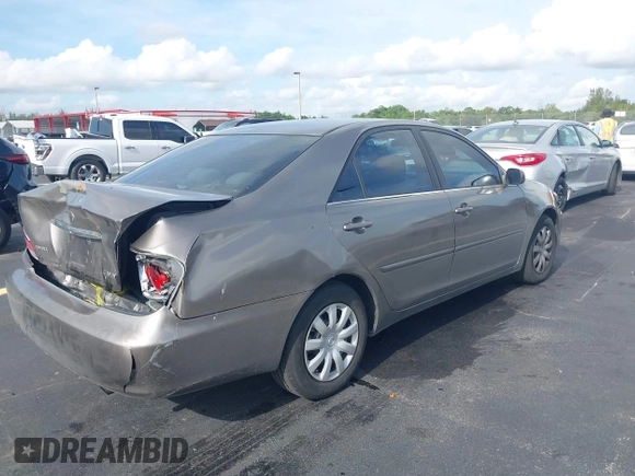 2006 Toyota Camry STD z VIN 4T1BE32K96U719755, wystawiony jako IAAI lot #42484020 z przebiegiem 155 910 mil mil oraz . Historia ofert i sprzedaży dostępna na DreamBid. Obrazek 4.
