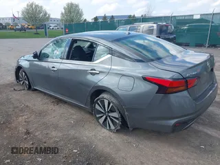 2019 Nissan Altima SV z VIN 1N4BL4DV4KC112188, wystawiony jako IAAI lot #42162420 z przebiegiem 115 239 mil mil oraz . Historia ofert i sprzedaży dostępna na DreamBid. Obrazek 3.