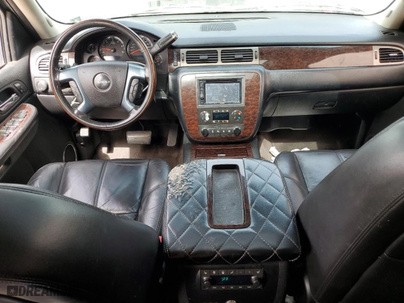 2008 GMC Yukon Denali with VIN 1GKEC63858J185528, listed as a Copart auction lot 48202775 with 295,079 mi miles and Salvage Title. Bid and sale history available at carsss.com. Image 8.
