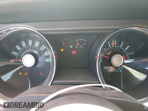 2011 Ford Mustang V6 with VIN 1ZVBP8AM5B5110386, listed as a Copart auction lot 64086075 with 90,081 mi miles and Clean title. Bid and sale history available at DreamBid. Image 9.