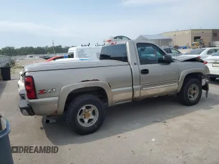 2003 Chevrolet Silverado 1500 LS with VIN 1GCEK14V23Z186300, listed as a Copart auction lot 65551504 with 271,566 mi miles and Salvage Title. Bid and sale history available at DreamBid. Image 3.