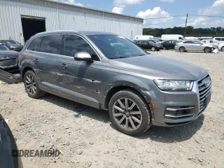2017 Audi Q7 Prestige with VIN WA1VAAF75HD016562, listed as a Copart auction lot 62058235 with 63,419 mi miles and Salvage title. Bid and sale history available at DreamBid. Image 4.