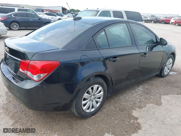 2015 Chevrolet Cruze LS with VIN 1G1PA5SH5F7153512, listed as a IAAI auction lot 42004713 with 166,693 mi miles. Bid and sale history available at carsss.com. Image 4.