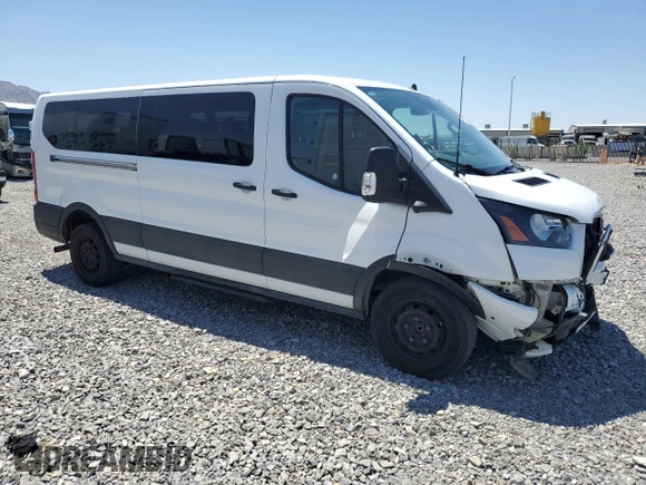 2023 Ford Transit Passenger XL with VIN 1FBAX2YG0PKA79637, listed as a Copart auction lot 60656305 with 30,555 mi miles and Clean title. Bid and sale history available at DreamBid. Image 4.